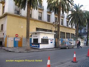 ORAN MAI 2008 2779 ancien magasin prisunic ferme